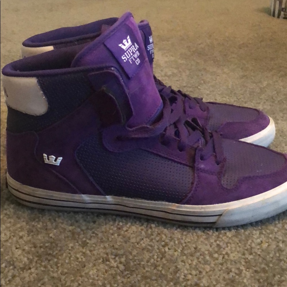 Purple supras
